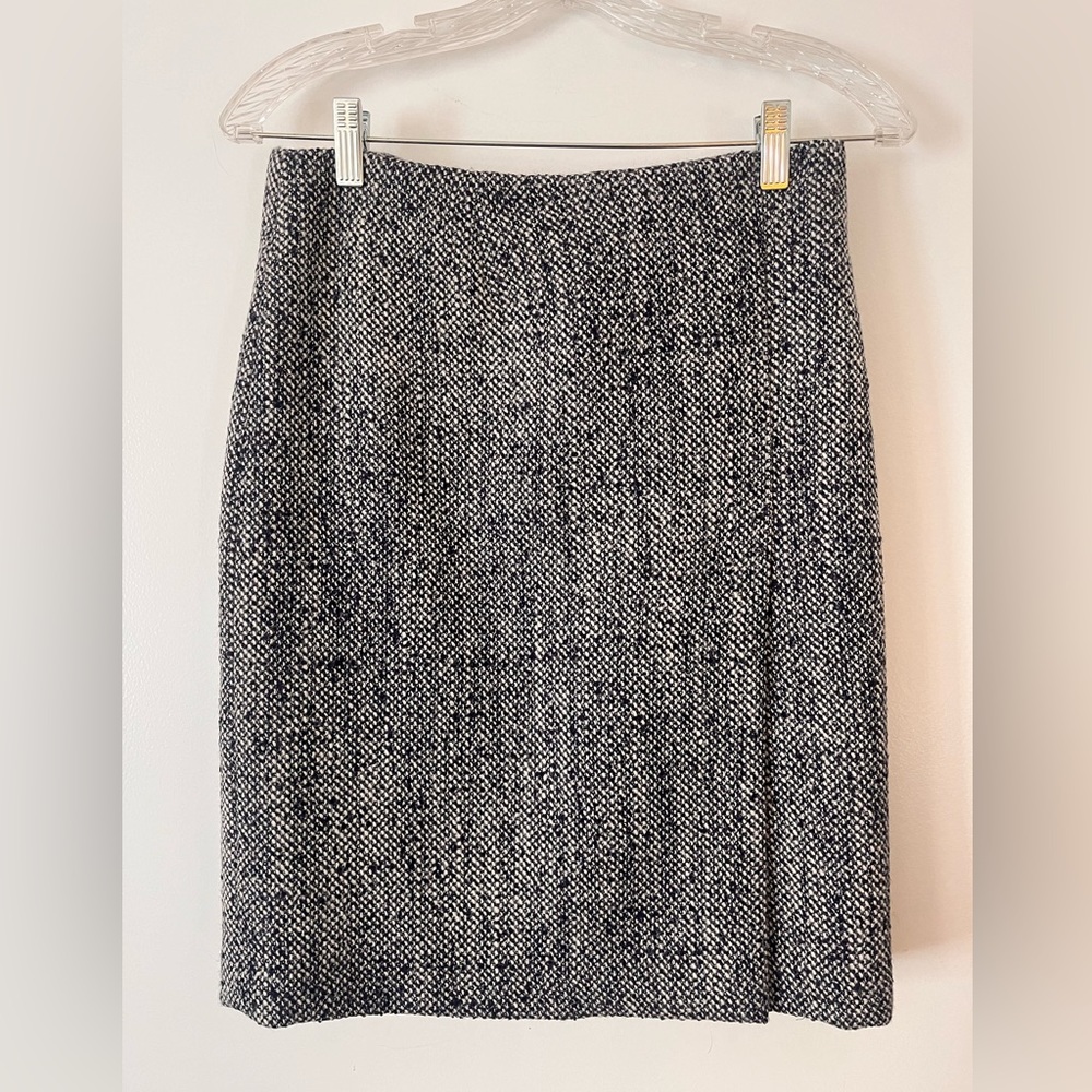 Brooks Brothers navy tweed skirt